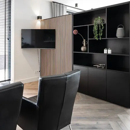 Xl Newly Built Nature Loft , Fast Wifi Apartment Ledeacker